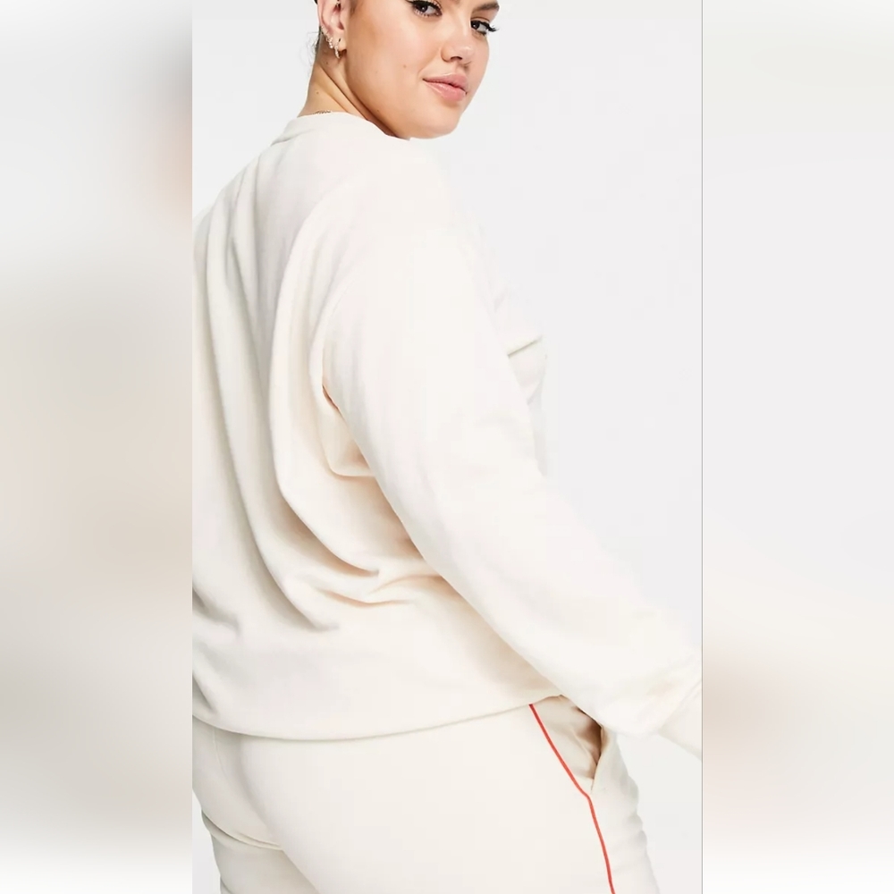 Adidas originals "retro luxury" plus crew neck sweatshirt